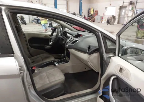 2011 Ford Fiesta Se z USA, uszkodzony, nr VIN 3FADP4EJ6BM178197